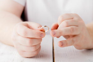 signs of a cheating partner in a relationship